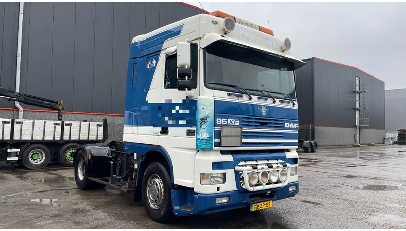 DAF XF 380 EURO-3 HOLLAND TRUCK - 牵引车:图1 DAF XF 380 EURO-3 HOLLAND TRUCK - 牵引车:图1
