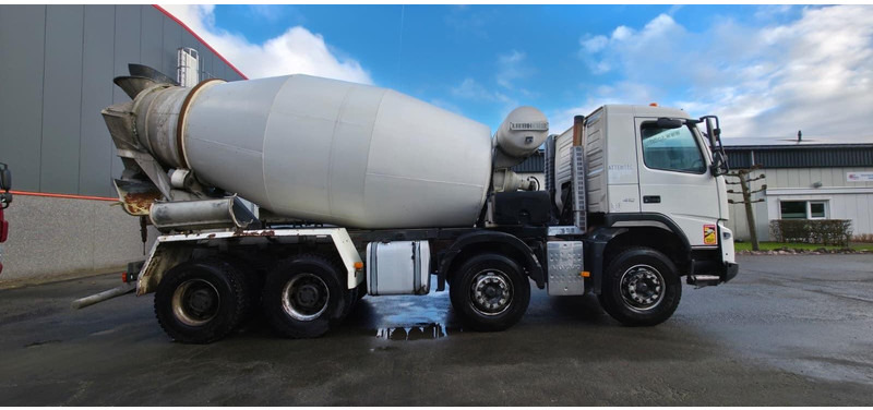 Volvo FMX 410 9m3 + LIEBHERR - 混凝土搅拌车:图4 Volvo FMX 410 9m3 + LIEBHERR - 混凝土搅拌车:图4