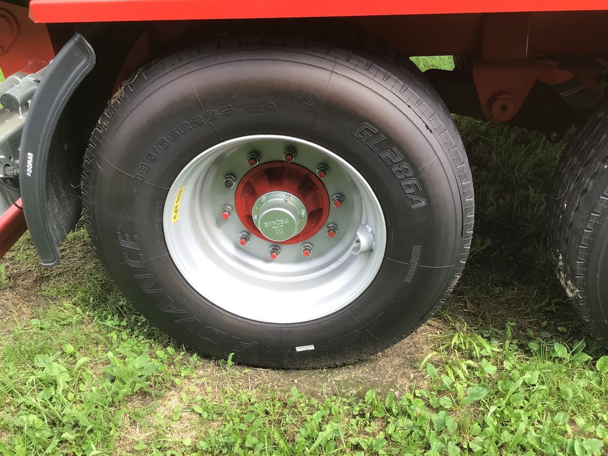 Pronar T679M - 翻斗拖车:图3 Pronar T679M - 翻斗拖车:图3
