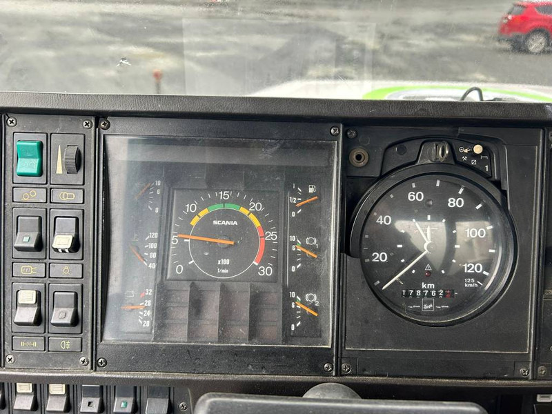 Scania T112 H 6X2 - 混凝土搅拌车:图5 Scania T112 H 6X2 - 混凝土搅拌车:图5