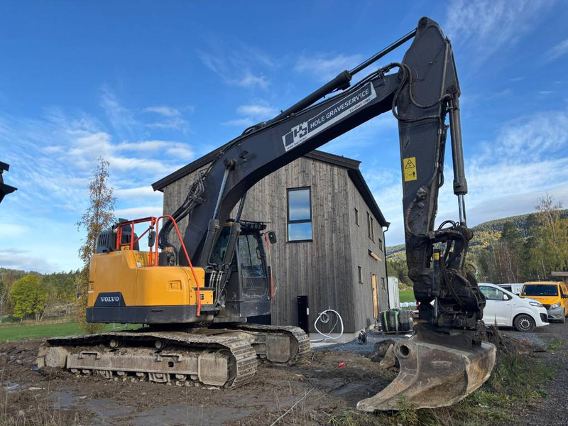 Volvo ECR 235 EL - 履带式挖掘机:图2 Volvo ECR 235 EL - 履带式挖掘机:图2
