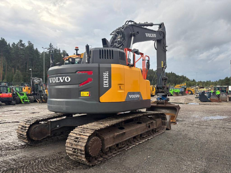 Volvo ECR 235EL - 履带式挖掘机:图3 Volvo ECR 235EL - 履带式挖掘机:图3