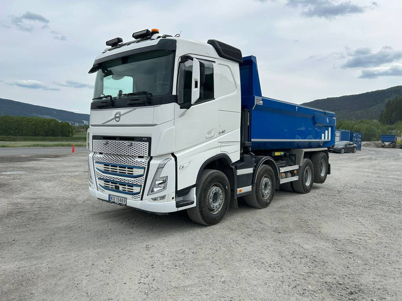Volvo FH 540 - 翻斗车:图2 Volvo FH 540 - 翻斗车:图2