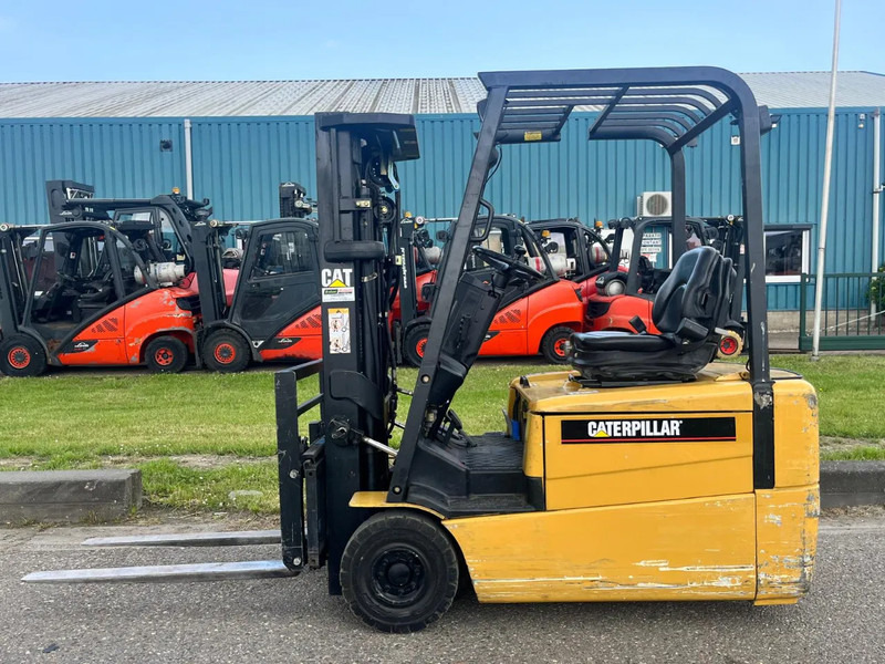 Caterpillar EP18KT - 电动叉车:图2 Caterpillar EP18KT - 电动叉车:图2