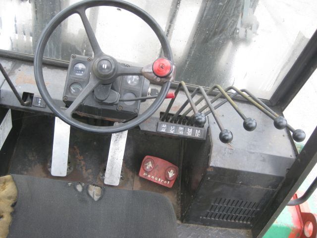 Hyster H9.00XL - 柴油叉车:图5 Hyster H9.00XL - 柴油叉车:图5