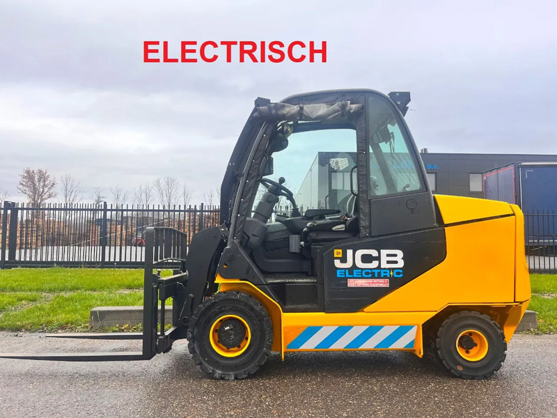 JCB TLT30-19E - 伸缩臂轮式装载机:图2 JCB TLT30-19E - 伸缩臂轮式装载机:图2