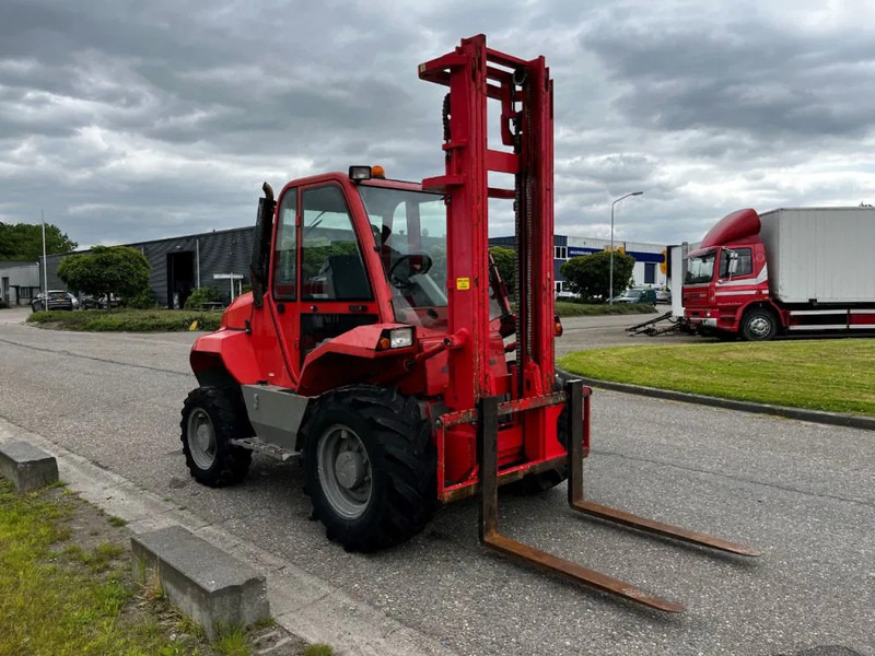 Manitou M30-4 4X4 - 越野叉车:图4 Manitou M30-4 4X4 - 越野叉车:图4