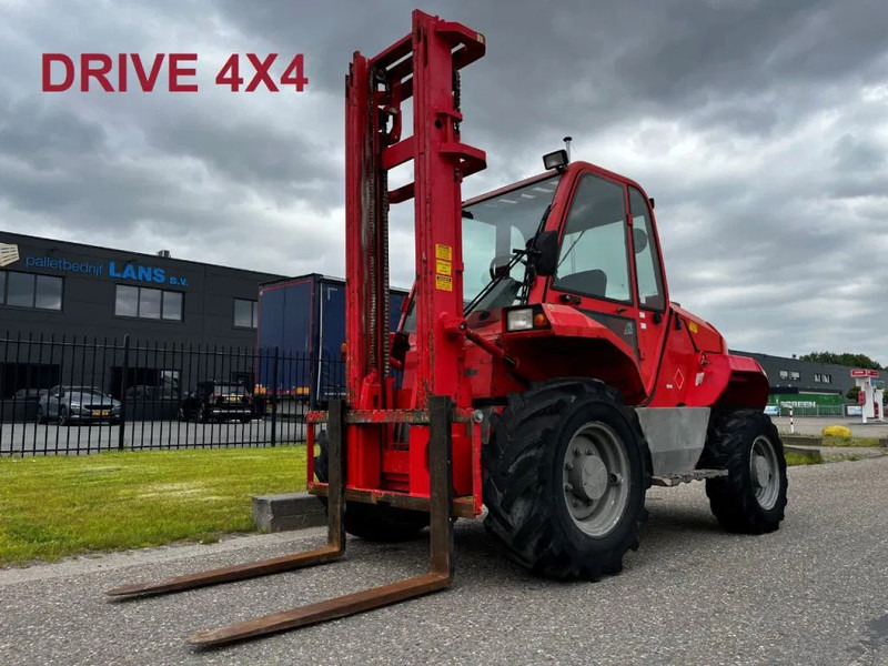 Manitou M30-4 4X4 - 越野叉车:图1 Manitou M30-4 4X4 - 越野叉车:图1