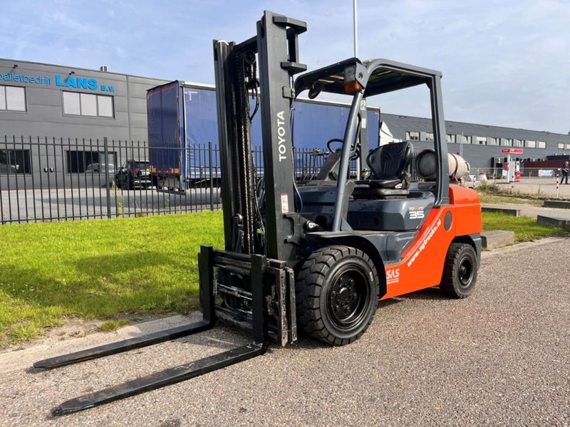 Toyota 02- 8FGJF35 - 液化石油气叉车:图4 Toyota 02- 8FGJF35 - 液化石油气叉车:图4