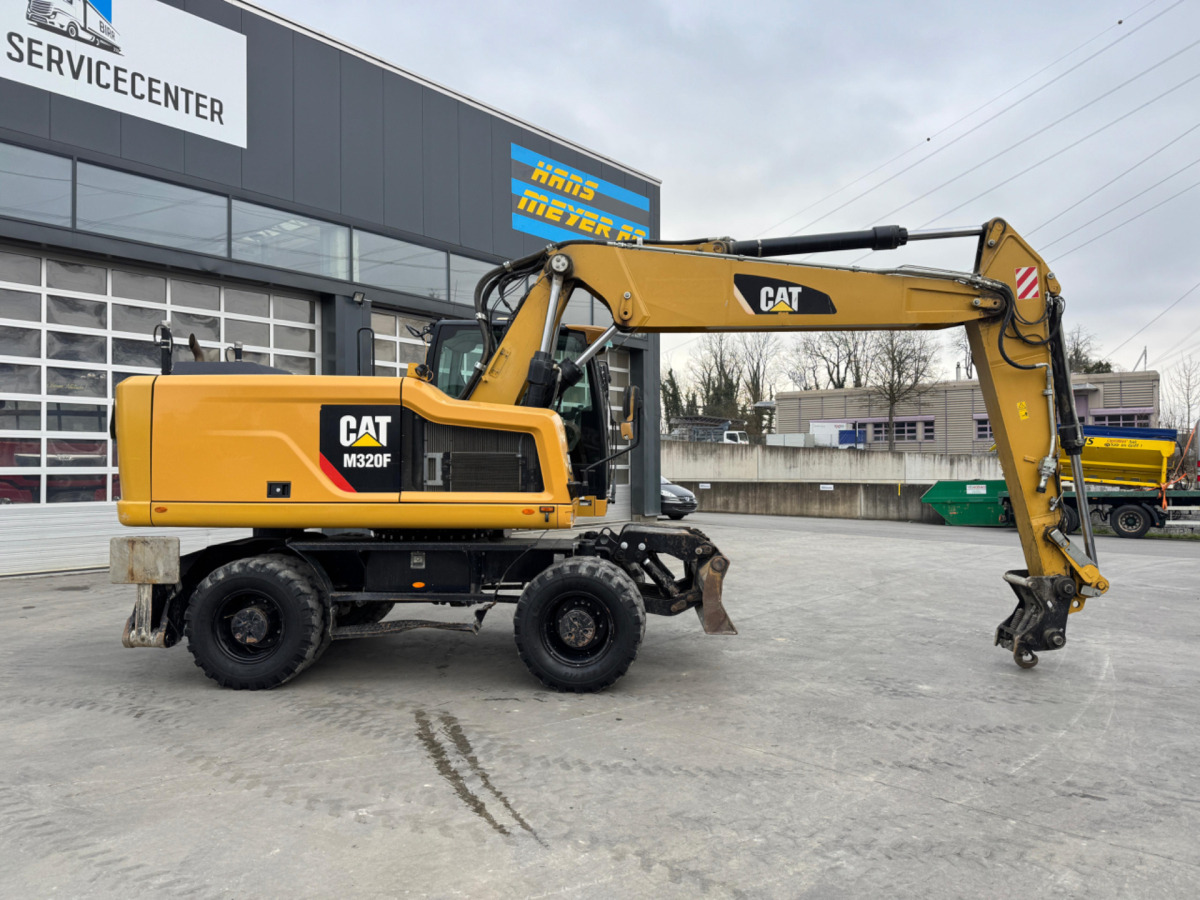 CATERPILLAR M320F Oilquick - 轮式挖掘机:图3 CATERPILLAR M320F Oilquick - 轮式挖掘机:图3