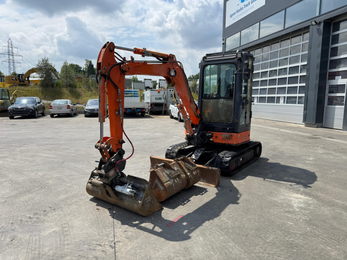 HITACHI Zaxis 30U-2 CSR - 履带式挖掘机:图1 HITACHI Zaxis 30U-2 CSR - 履带式挖掘机:图1