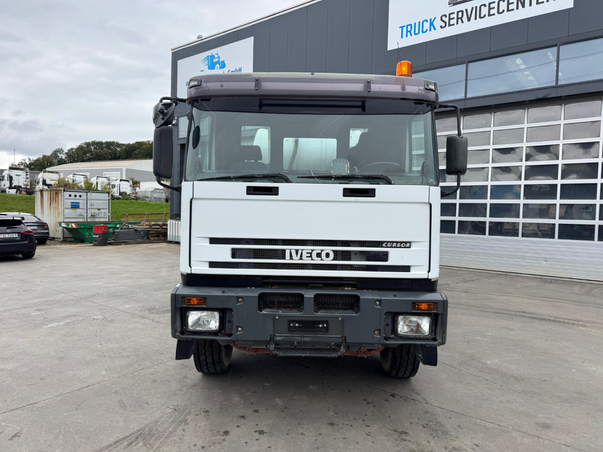 IVECO 440 Cursor 8x4 Liebherr - 混凝土搅拌车:图2 IVECO 440 Cursor 8x4 Liebherr - 混凝土搅拌车:图2