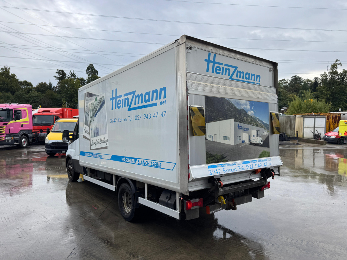 无侧窗厢式货车 IVECO 70C21 Daily 4x2：图7