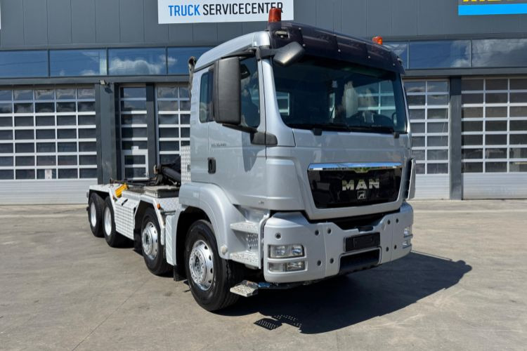 MAN TGS 35.440 8x4 Hiab 26T AHK - 吊钩升降车:图3 MAN TGS 35.440 8x4 Hiab 26T AHK - 吊钩升降车:图3