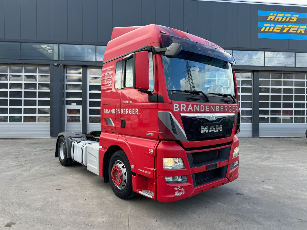MAN TGX 18.440 4x2 XL C0703 - 牵引车:图3 MAN TGX 18.440 4x2 XL C0703 - 牵引车:图3