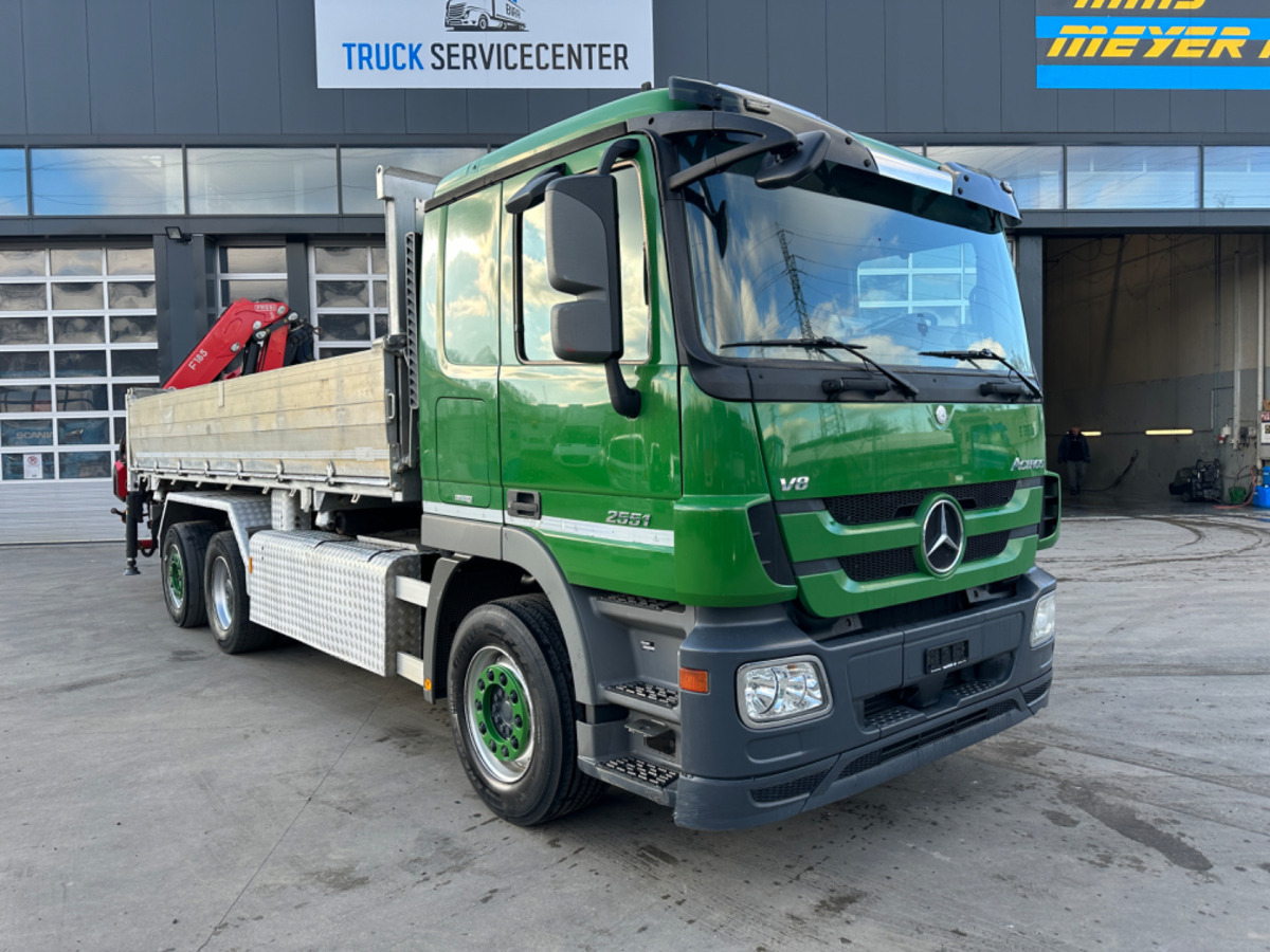 MERCEDES 2551 V8 6x2 Fassi 185-5 Bj.2020 - 翻斗车, 起重车:图3 MERCEDES 2551 V8 6x2 Fassi 185-5 Bj.2020 - 翻斗车, 起重车:图3
