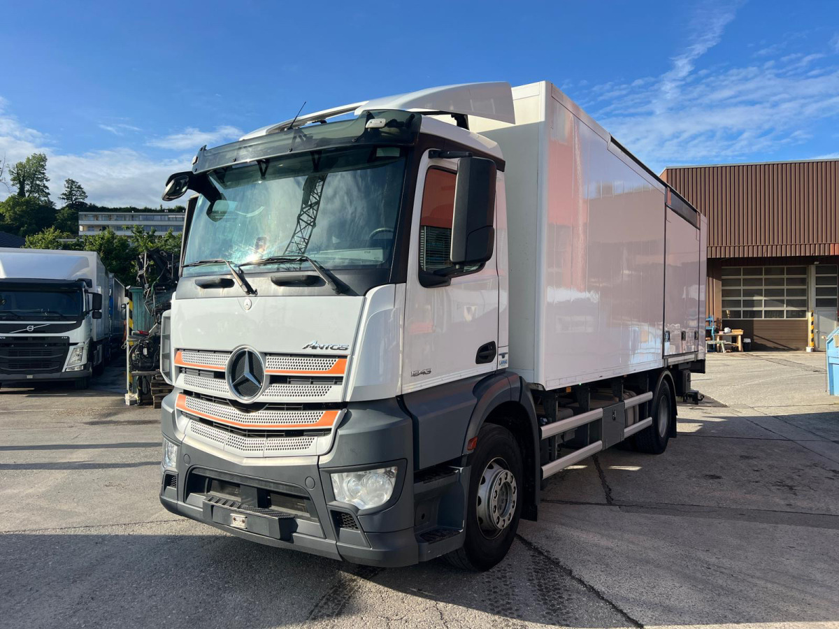MERCEDES 4x Antos 1843 4x2 Kühler - 冷藏车:图1 MERCEDES 4x Antos 1843 4x2 Kühler - 冷藏车:图1
