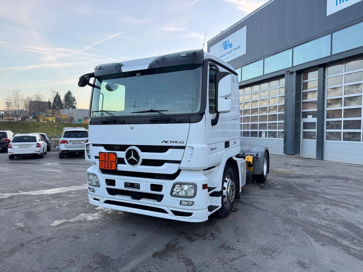 MERCEDES Actros 1844 4x2 ADR - 牵引车:图1 MERCEDES Actros 1844 4x2 ADR - 牵引车:图1