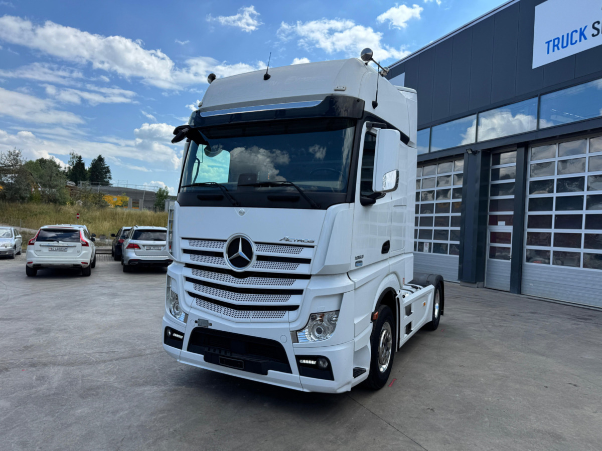 MERCEDES Actros 1853 4x2 - 牵引车:图1 MERCEDES Actros 1853 4x2 - 牵引车:图1