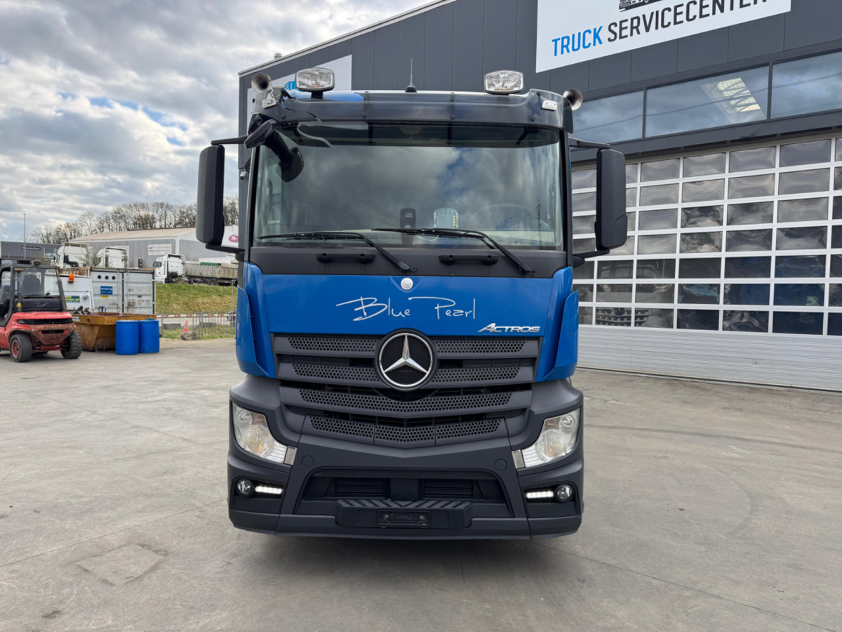 MERCEDES Actros 2545 6x2 - 驾驶室底盘卡车:图2 MERCEDES Actros 2545 6x2 - 驾驶室底盘卡车:图2