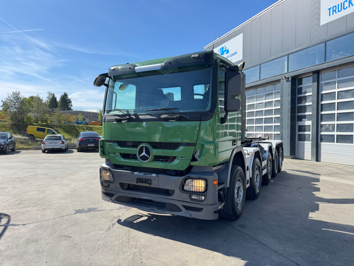 MERCEDES BENZ ACTROS 4448 - 吊钩升降车:图1 MERCEDES BENZ ACTROS 4448 - 吊钩升降车:图1
