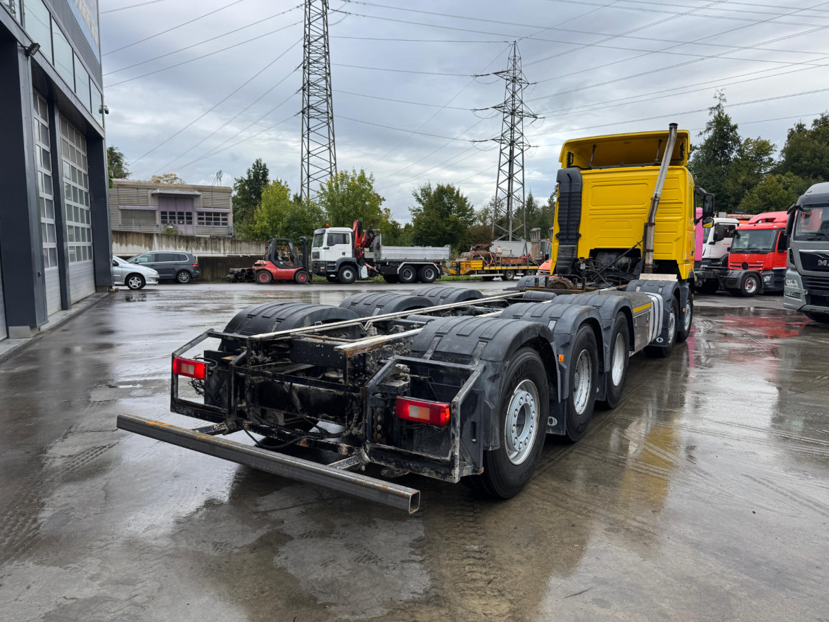 VOLVO FH-500 10x4 - 驾驶室底盘卡车:图5 VOLVO FH-500 10x4 - 驾驶室底盘卡车:图5