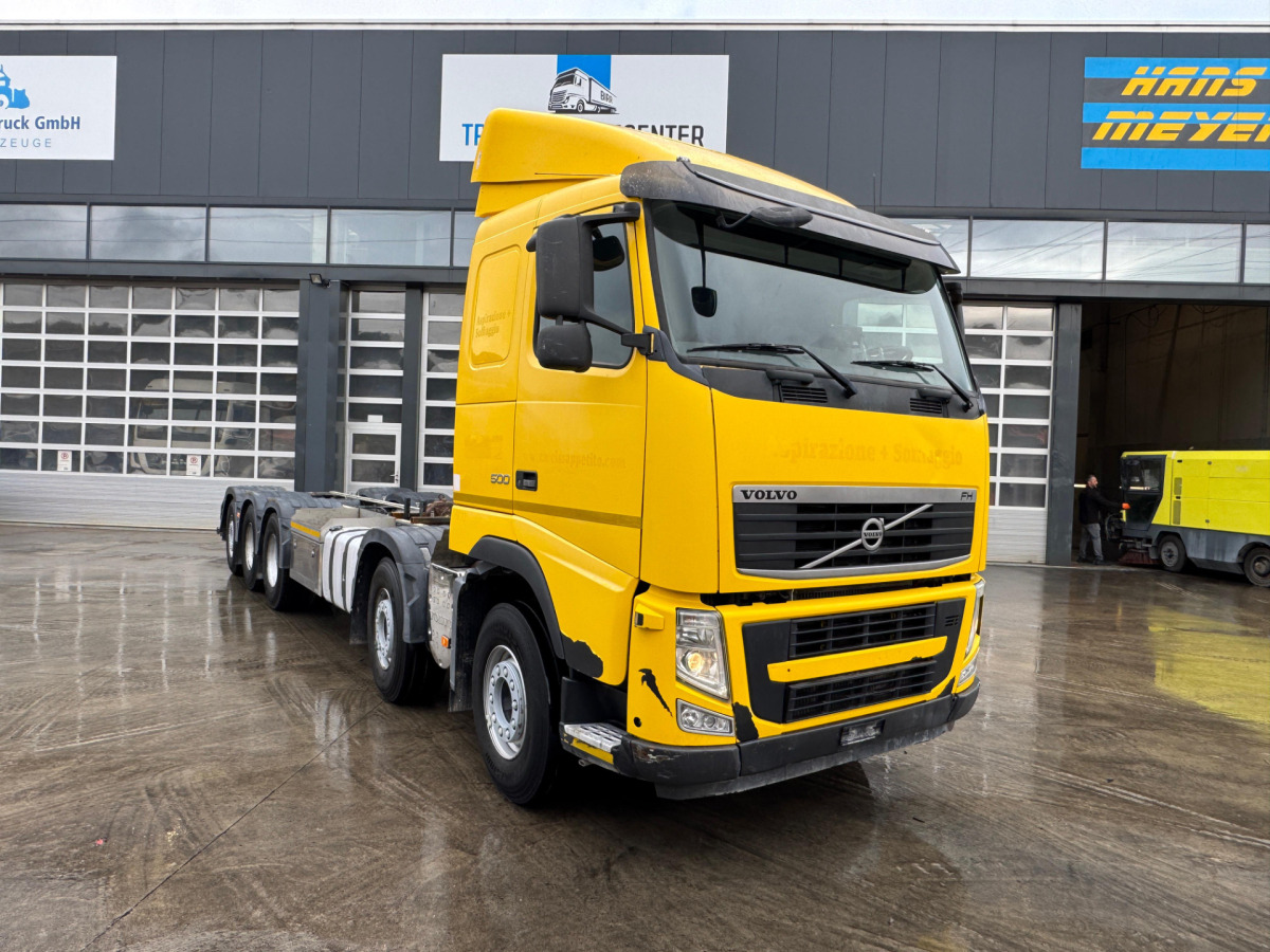 VOLVO FH-500 10x4 - 驾驶室底盘卡车:图3 VOLVO FH-500 10x4 - 驾驶室底盘卡车:图3