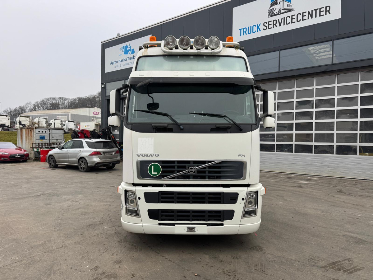 VOLVO FH-520 4x2 - 牵引车:图2 VOLVO FH-520 4x2 - 牵引车:图2