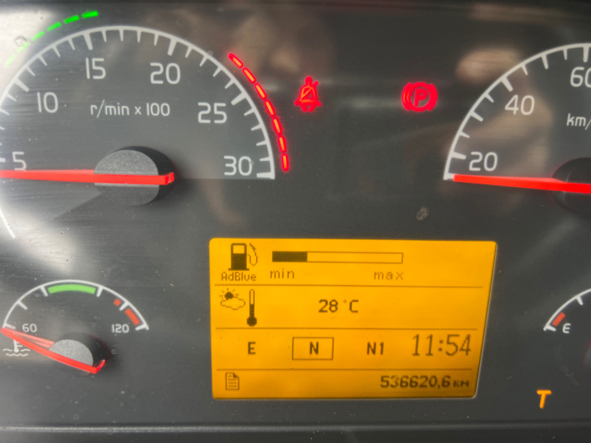 起重车 VOLVO FM-400 4x2 PK15500:图15 起重车 VOLVO FM-400 4x2 PK15500:图15