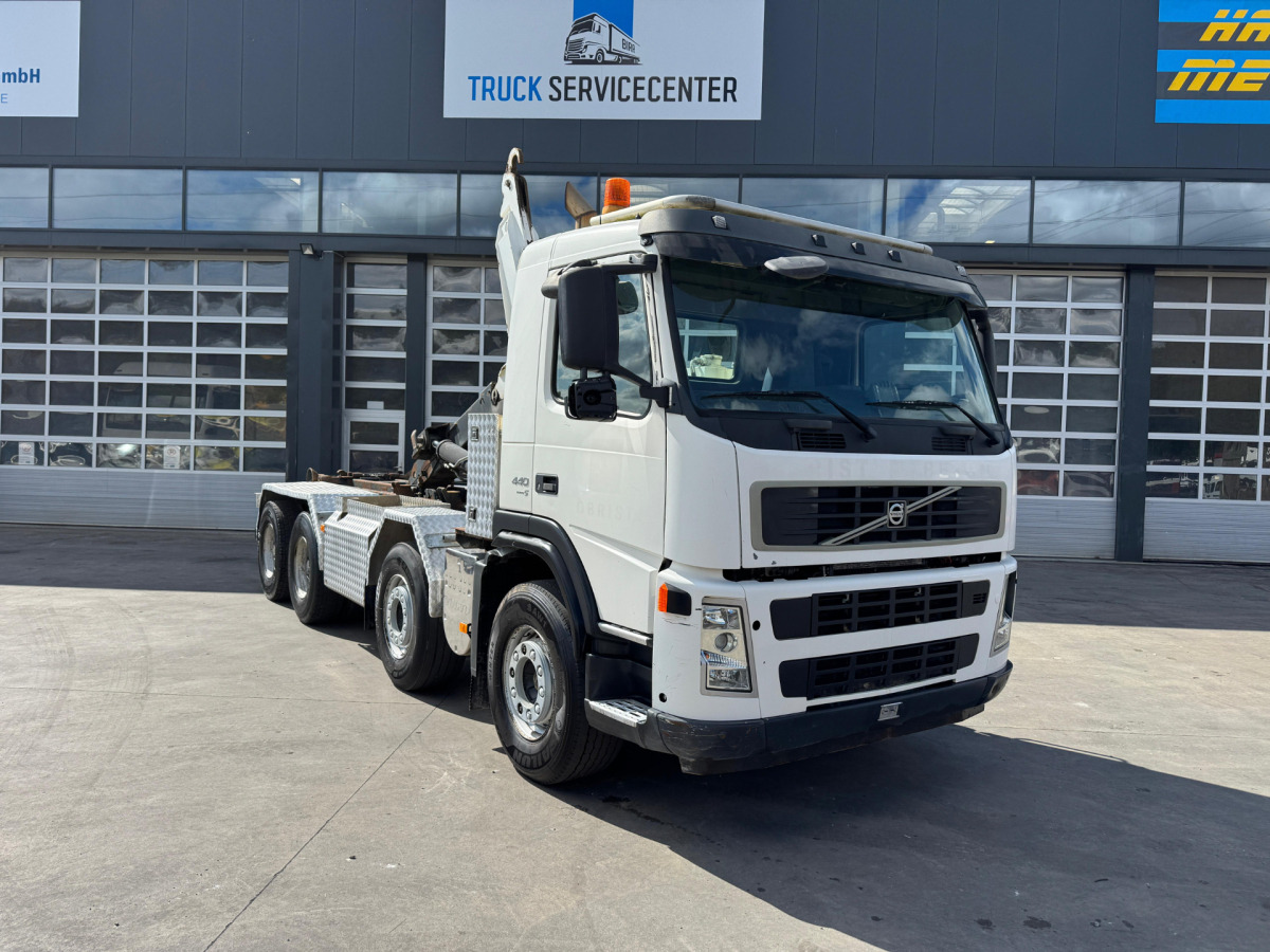 VOLVO FM-440 8x4 Hiab 25T AHK - 吊钩升降车:图3 VOLVO FM-440 8x4 Hiab 25T AHK - 吊钩升降车:图3