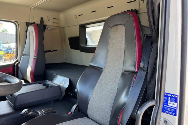 Volvo FMX-460 10x4 Rückwärtskipper 租赁 Volvo FMX-460 10x4 Rückwärtskipper：图9