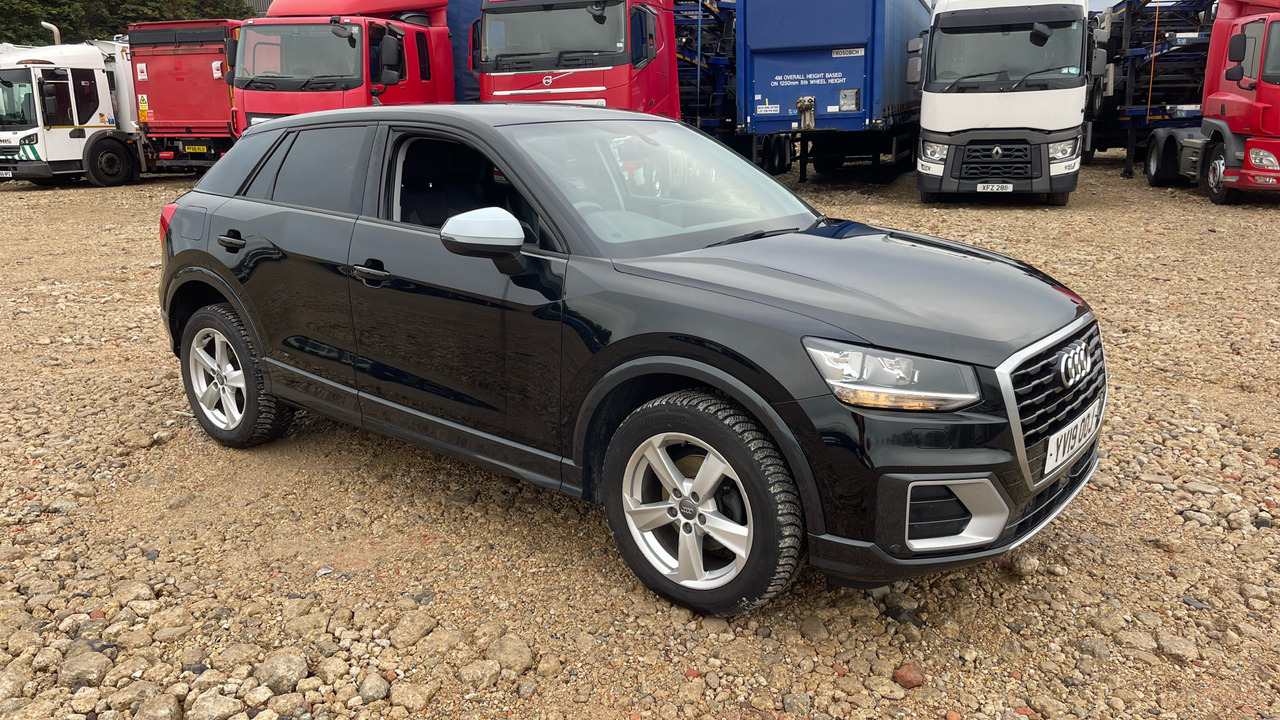 AUDI Q2 35 1.5 TFSI Sport - 旅行车:图1 AUDI Q2 35 1.5 TFSI Sport - 旅行车:图1
