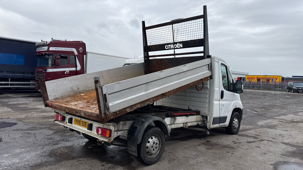 CITROEN RELAY 35 2.2 HDi 130ps - 翻斗货车:图4 CITROEN RELAY 35 2.2 HDi 130ps - 翻斗货车:图4