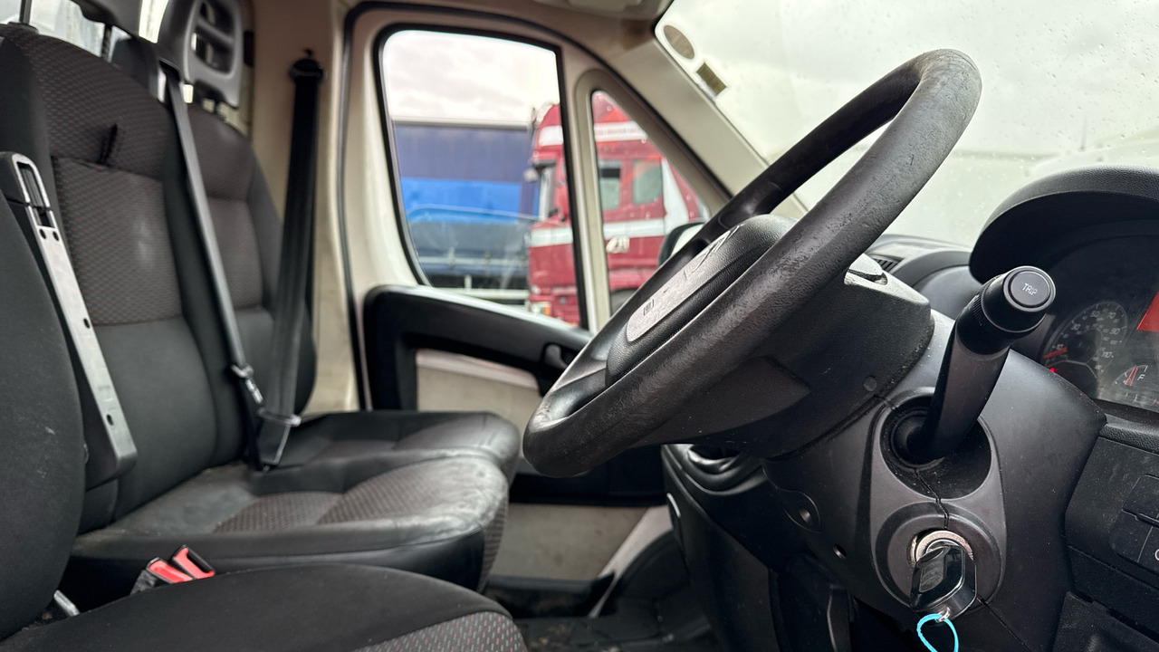 CITROEN RELAY 35 2.2 HDi 130ps - 翻斗货车:图5 CITROEN RELAY 35 2.2 HDi 130ps - 翻斗货车:图5