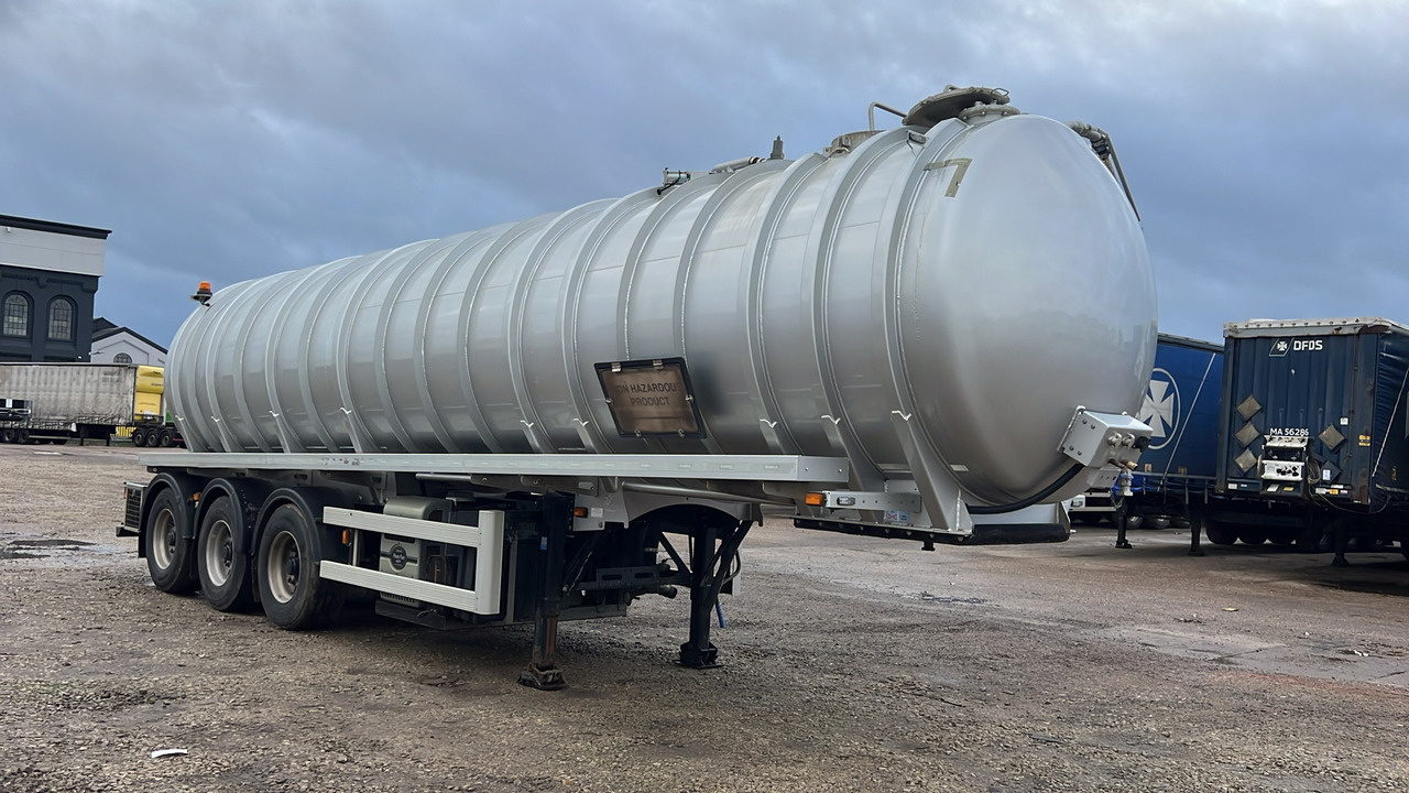 CROSSLAND VACUUM TANKER - 全挂车:图1 CROSSLAND VACUUM TANKER - 全挂车:图1