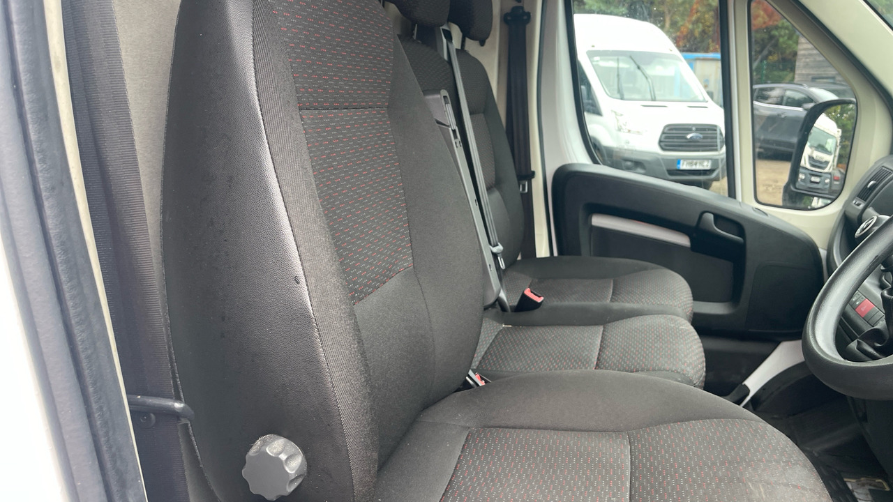 Citroen Relay 130 2.2 140ps - 无侧窗厢式货车:图5 Citroen Relay 130 2.2 140ps - 无侧窗厢式货车:图5