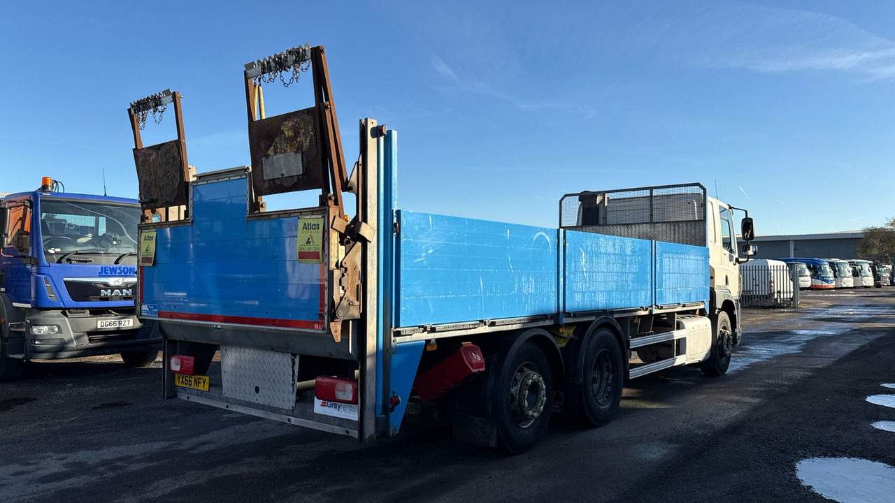 DAF CF 330 - 栏板式/ 平板卡车:图4 DAF CF 330 - 栏板式/ 平板卡车:图4