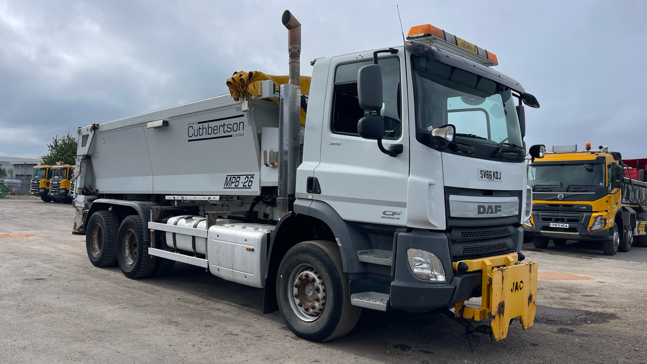 DAF CF 370 - 翻斗车:图1 DAF CF 370 - 翻斗车:图1