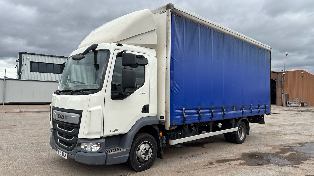 DAF LF 180 - 侧帘卡车:图2 DAF LF 180 - 侧帘卡车:图2