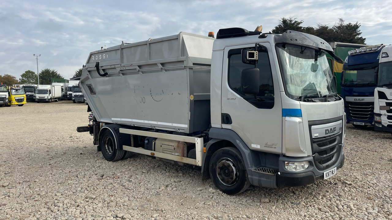 Daf LF 230 - 垃圾车:图1 Daf LF 230 - 垃圾车:图1