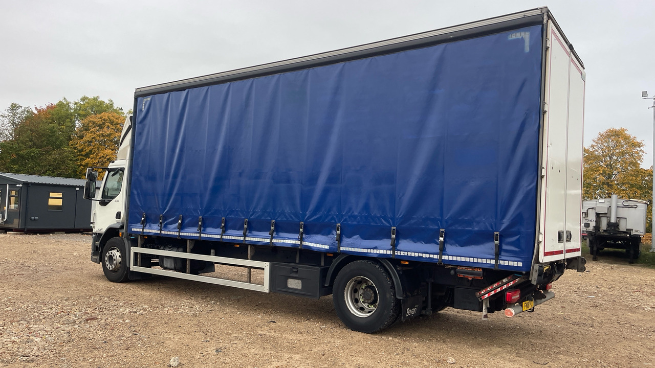 Daf LF 230 - 侧帘卡车:图3 Daf LF 230 - 侧帘卡车:图3
