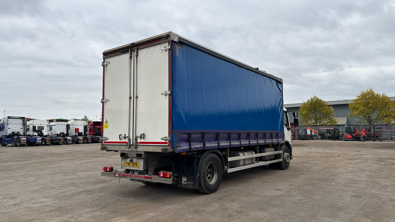 Daf LF 260 - 侧帘卡车:图4 Daf LF 260 - 侧帘卡车:图4