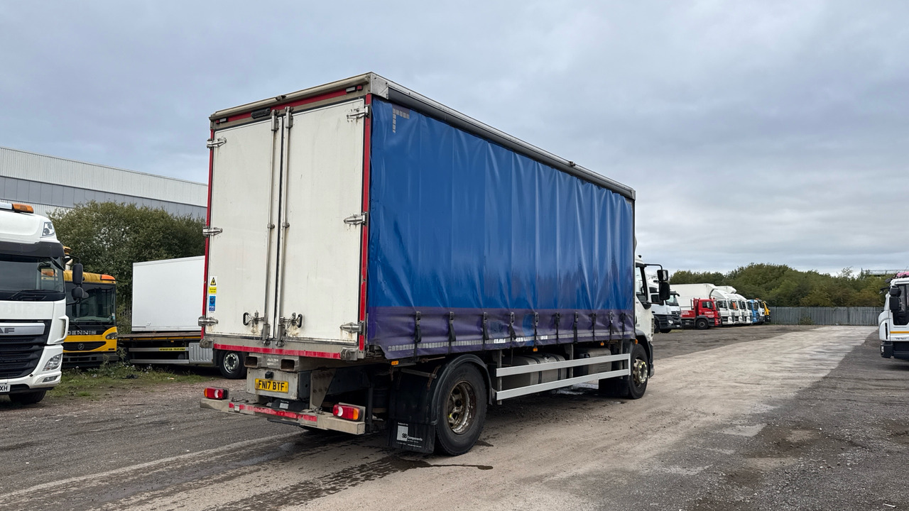 Daf LF 260 - 侧帘卡车:图4 Daf LF 260 - 侧帘卡车:图4