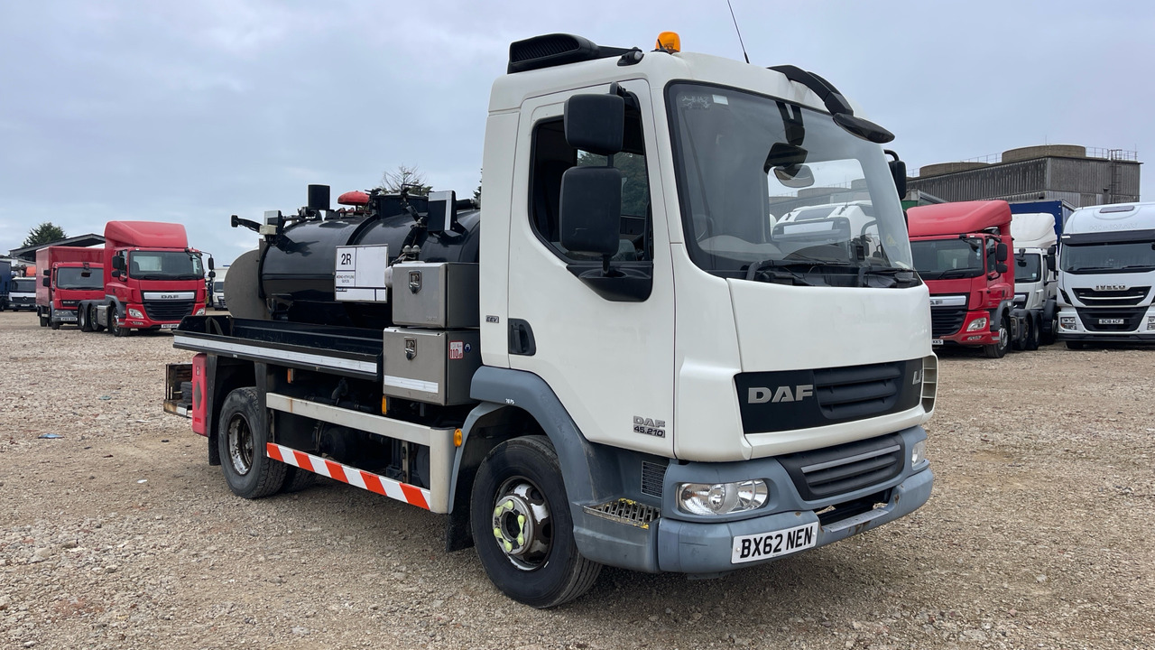 Daf LF 45.210 - 真空车:图1 Daf LF 45.210 - 真空车:图1