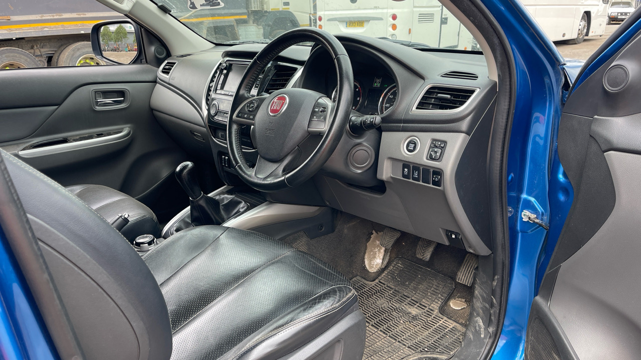 FIAT FULLBACK 2.4 180HP LX - 皮卡车, 康比货车:图5 FIAT FULLBACK 2.4 180HP LX - 皮卡车, 康比货车:图5