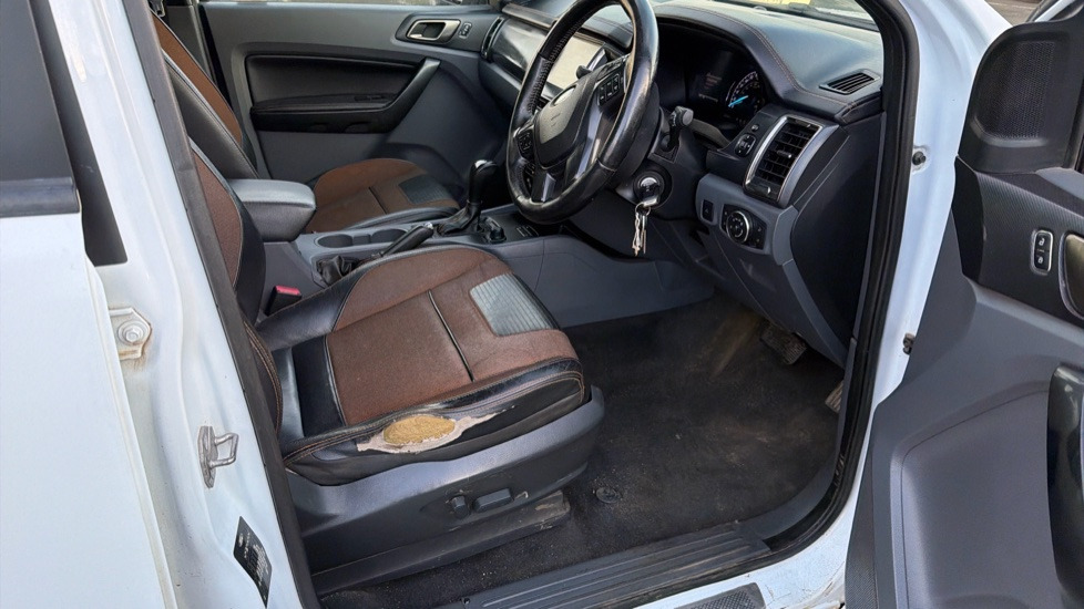 FORD RANGER Pick Up Double Cab Wildtrak 3.2 TDCi 200PS - 皮卡车, 康比货车:图5 FORD RANGER Pick Up Double Cab Wildtrak 3.2 TDCi 200PS - 皮卡车, 康比货车:图5