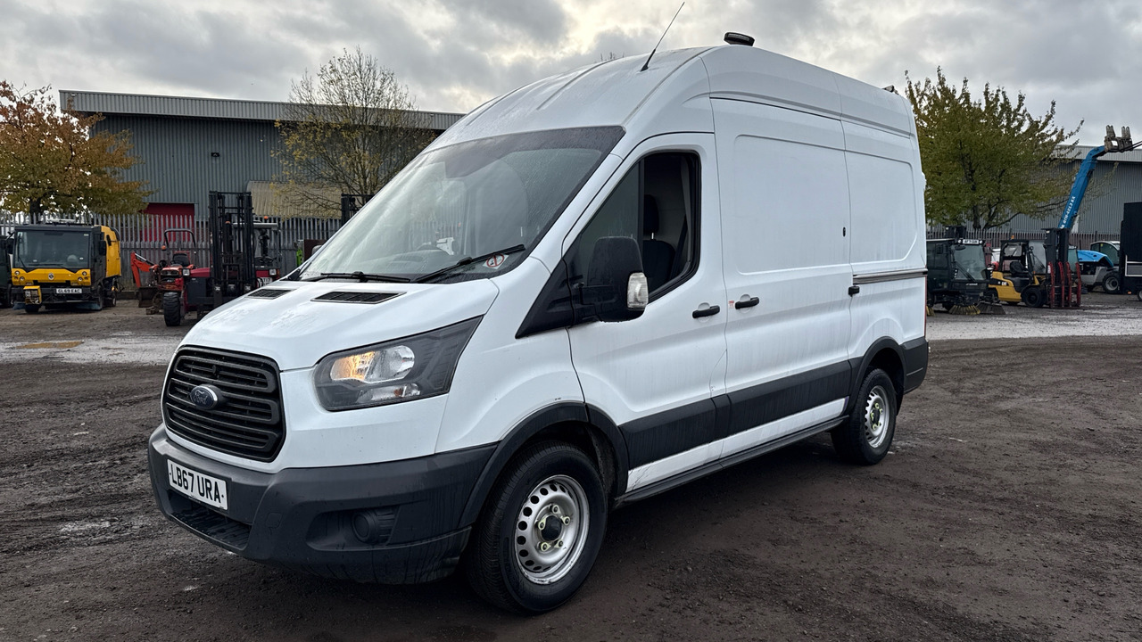 FORD TRANSIT 350 2.0 TDCI 130PS - 无侧窗厢式货车:图2 FORD TRANSIT 350 2.0 TDCI 130PS - 无侧窗厢式货车:图2