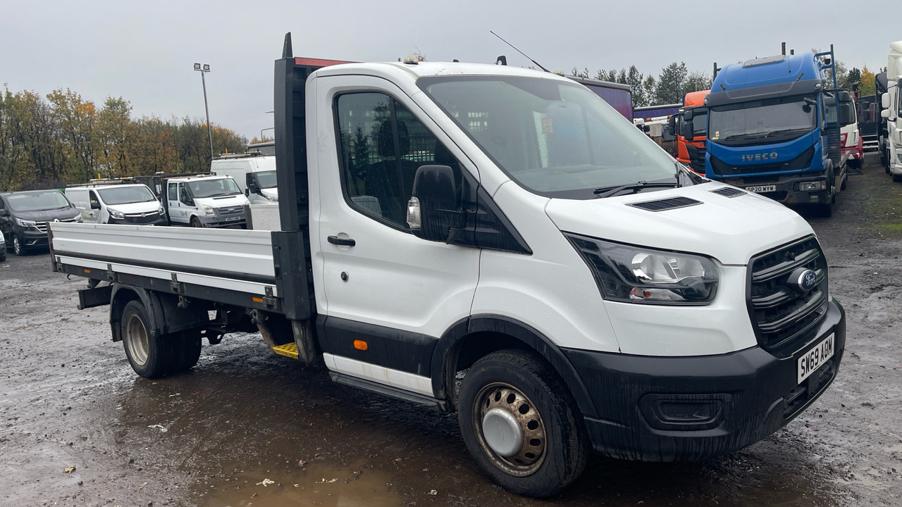 FORD TRANSIT 350 2.0 TDCi 130PS LEADER - 平板货车:图1 FORD TRANSIT 350 2.0 TDCi 130PS LEADER - 平板货车:图1