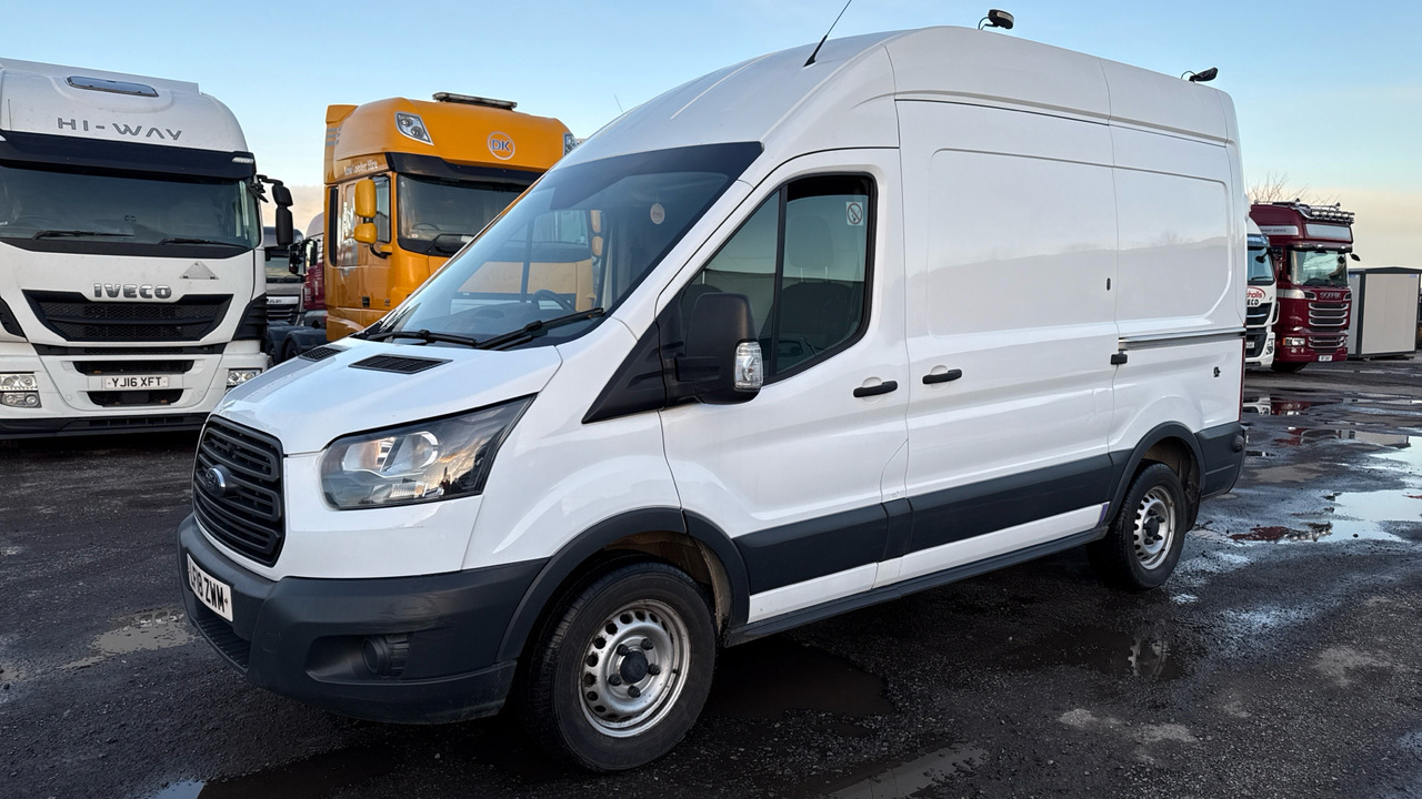 FORD TRANSIT 350 2.0 TDCi 130ps - 无侧窗厢式货车:图2 FORD TRANSIT 350 2.0 TDCi 130ps - 无侧窗厢式货车:图2