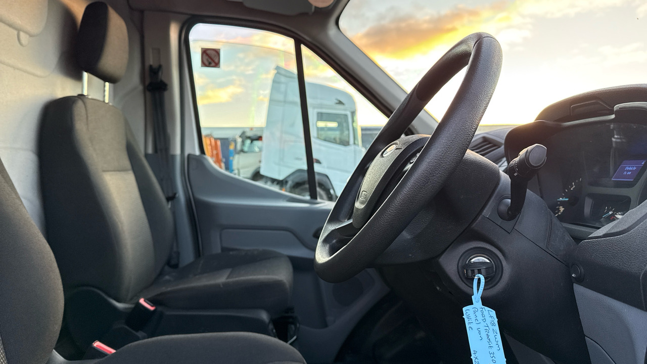FORD TRANSIT 350 2.0 TDCi 130ps - 无侧窗厢式货车:图5 FORD TRANSIT 350 2.0 TDCi 130ps - 无侧窗厢式货车:图5